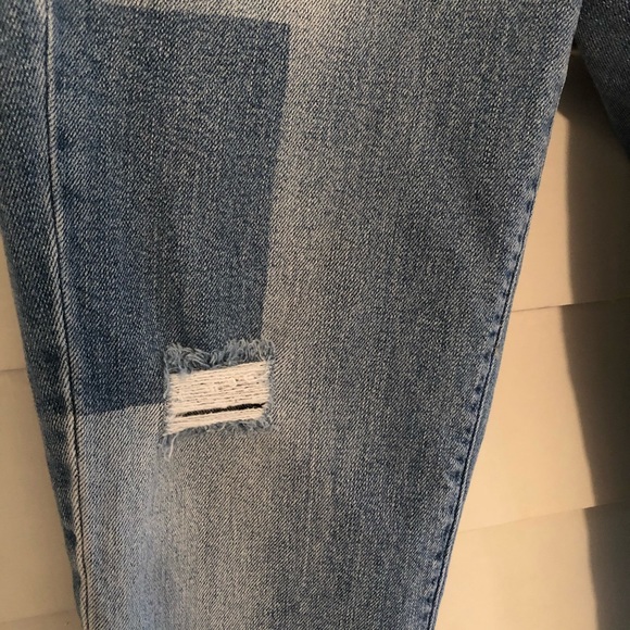 Gap Colorblocked Distressed Jeans - Picture 6 of 7